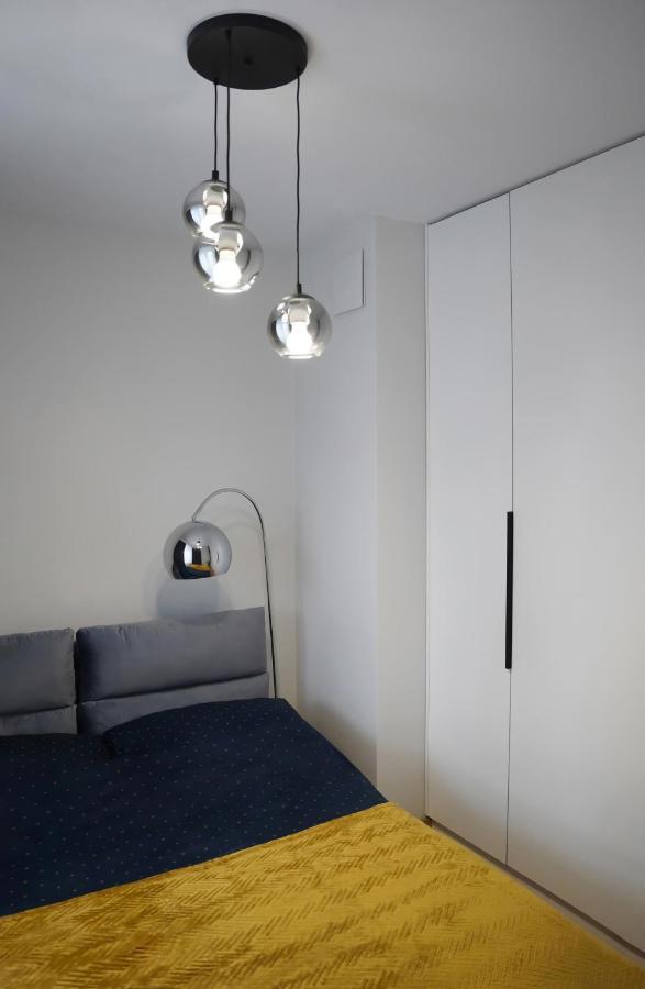 Apartamenty Metro Targowek 27 华沙 外观 照片