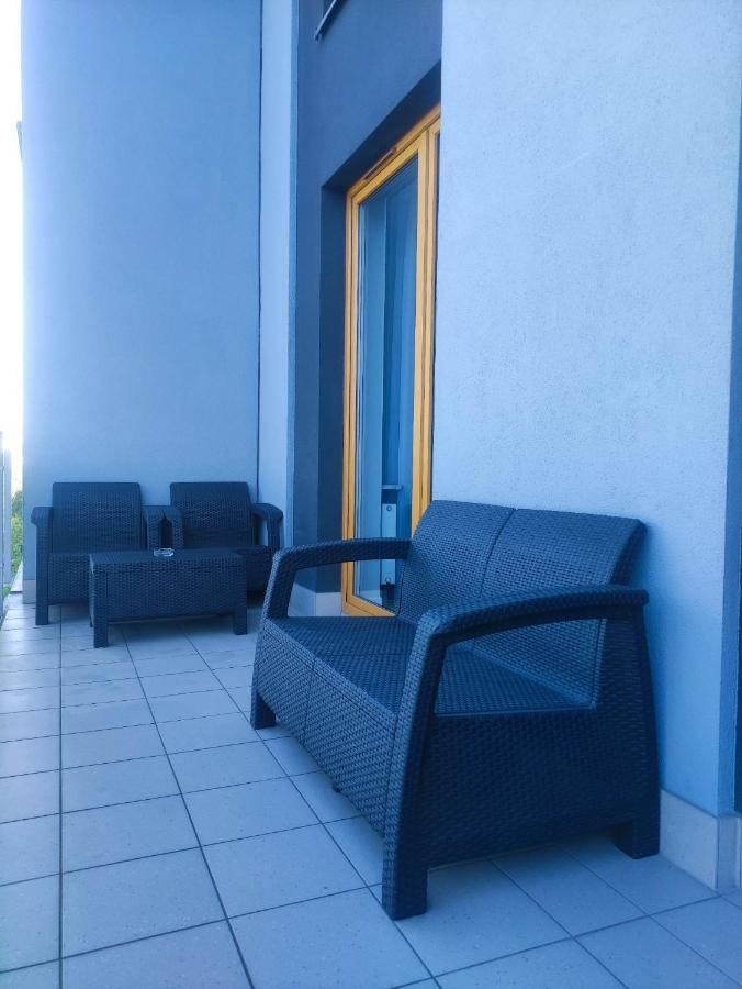 Apartamenty Metro Targowek 27 华沙 外观 照片